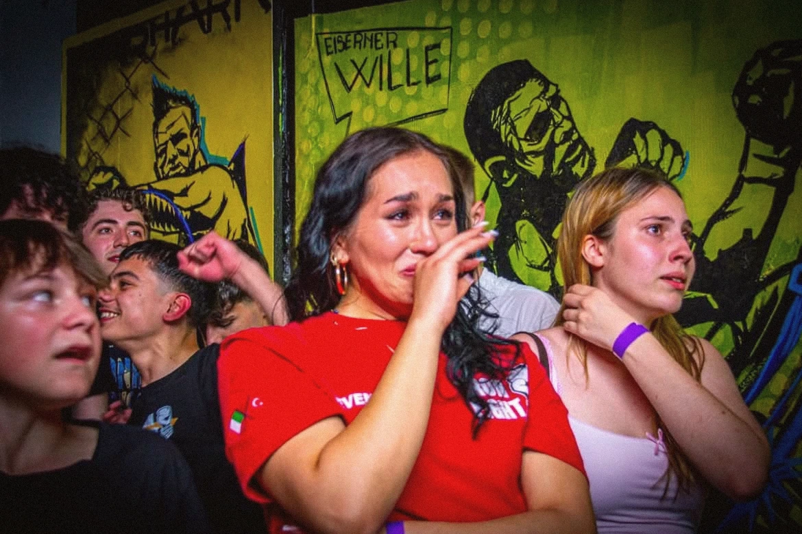 Emotionale Zuschauer am Ring